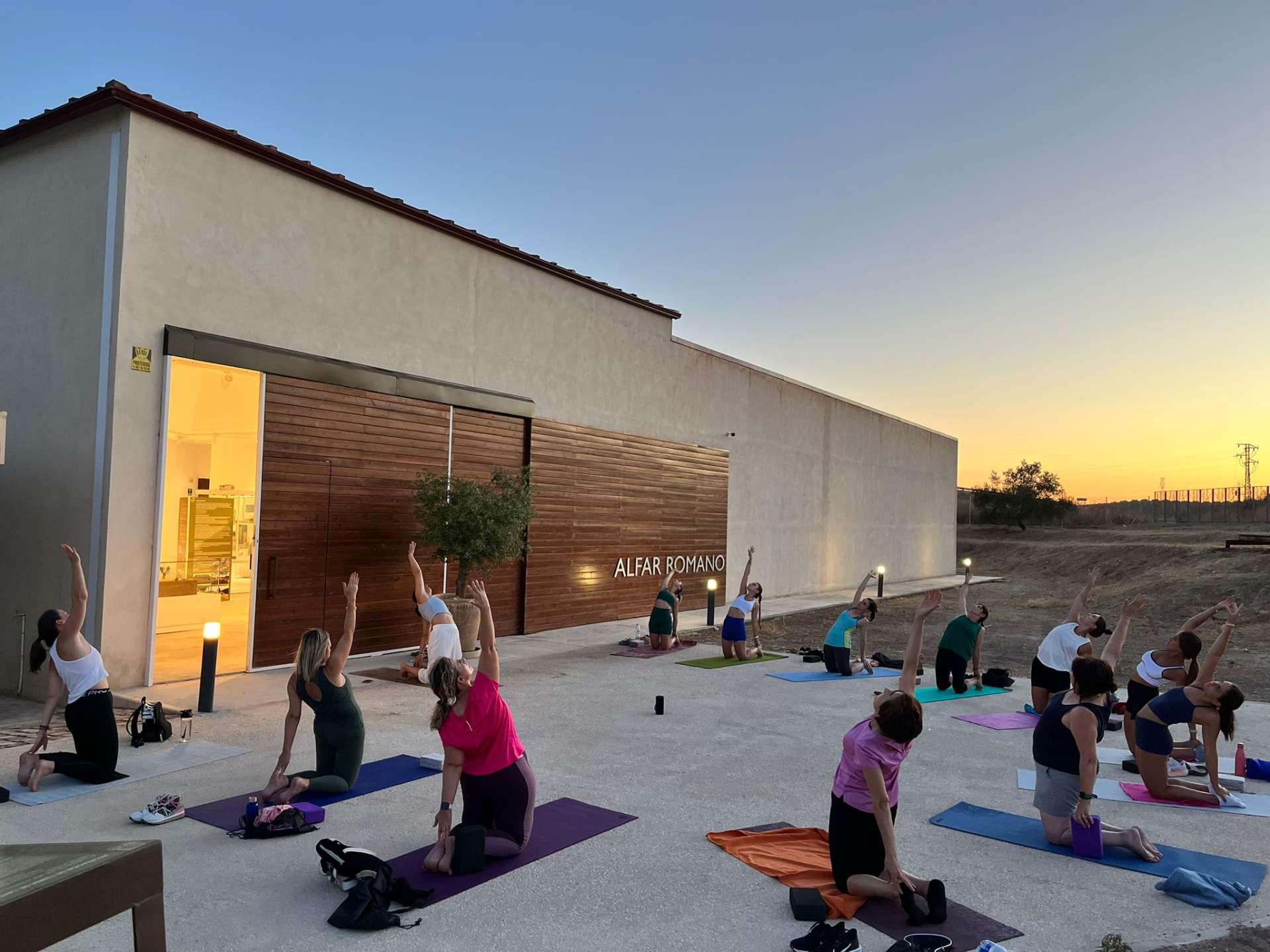 Barro con Alma: yoga con sonoterapia en el Alfar Romano de los Tejares - Lucena