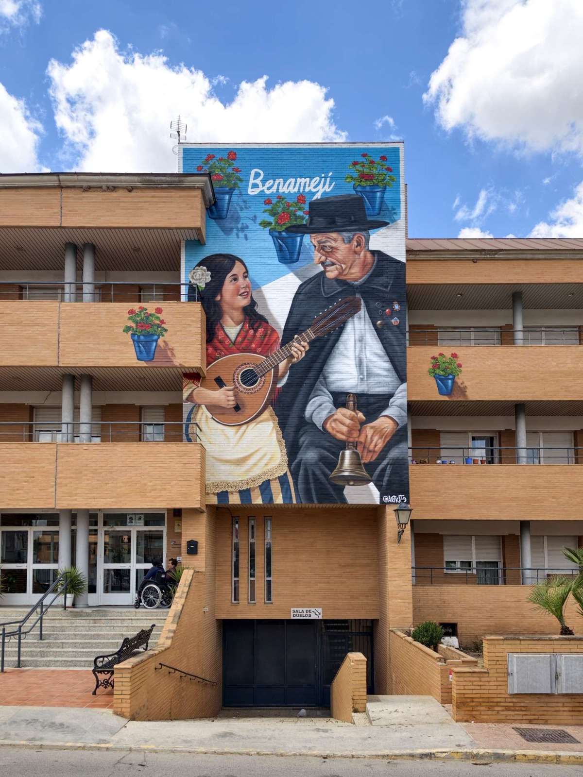 Benamejí: Legado Sonoro (mural de pintura) - Benamejí