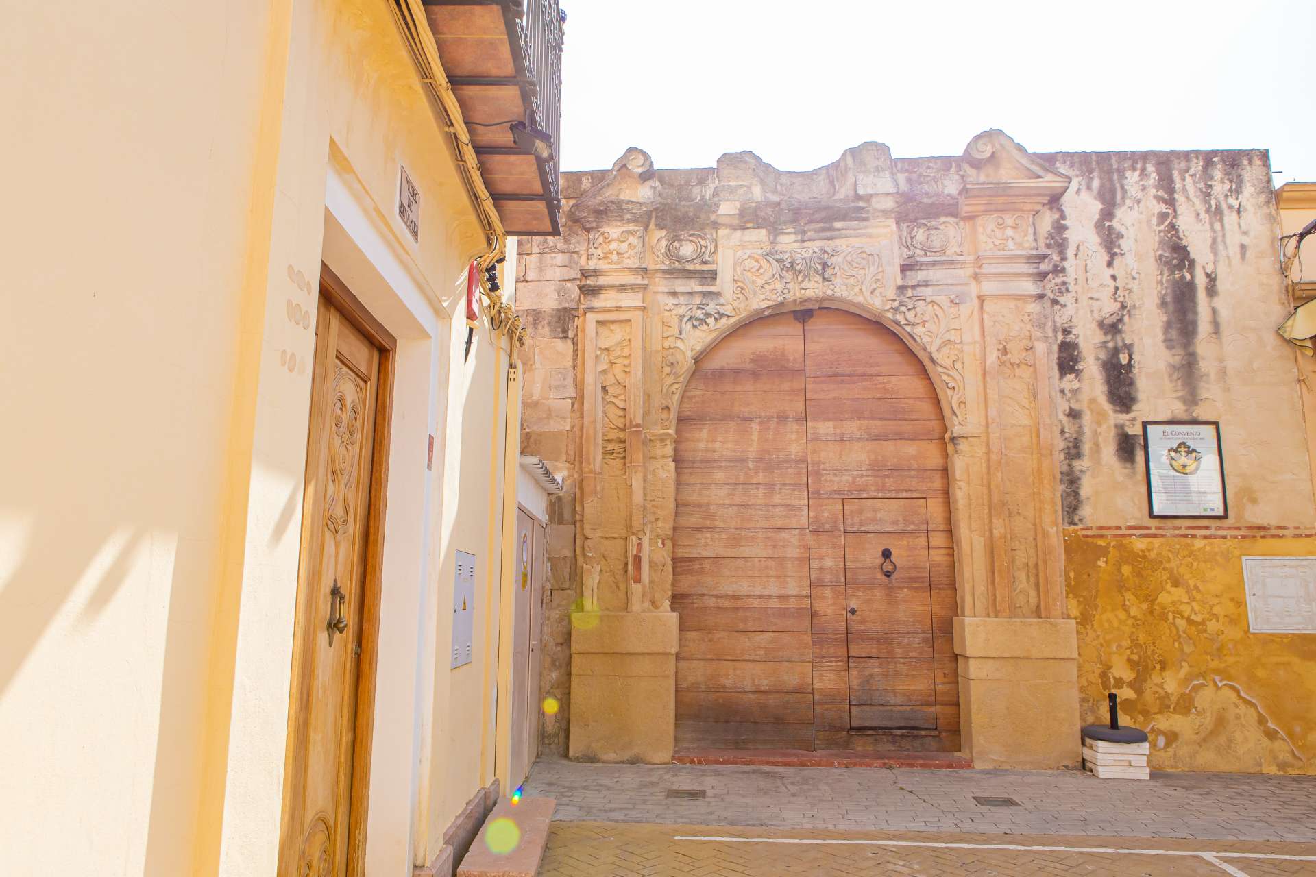 Façade of the former Nuestra Señora de los Remedios Convent (of the Discalced Carmelite Order).
