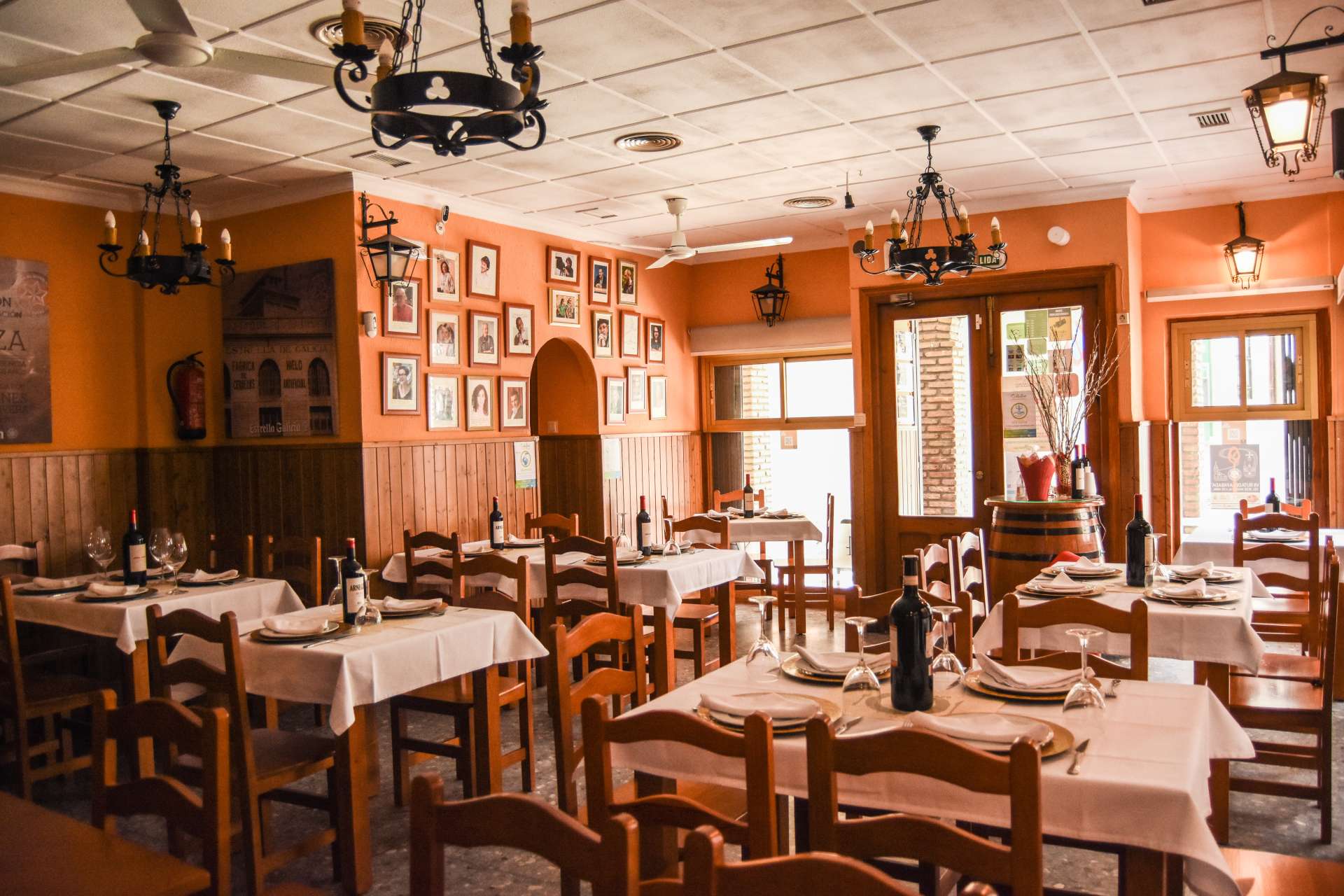 Bar Restaurante Las Cuatro Esquinas – Abuela María