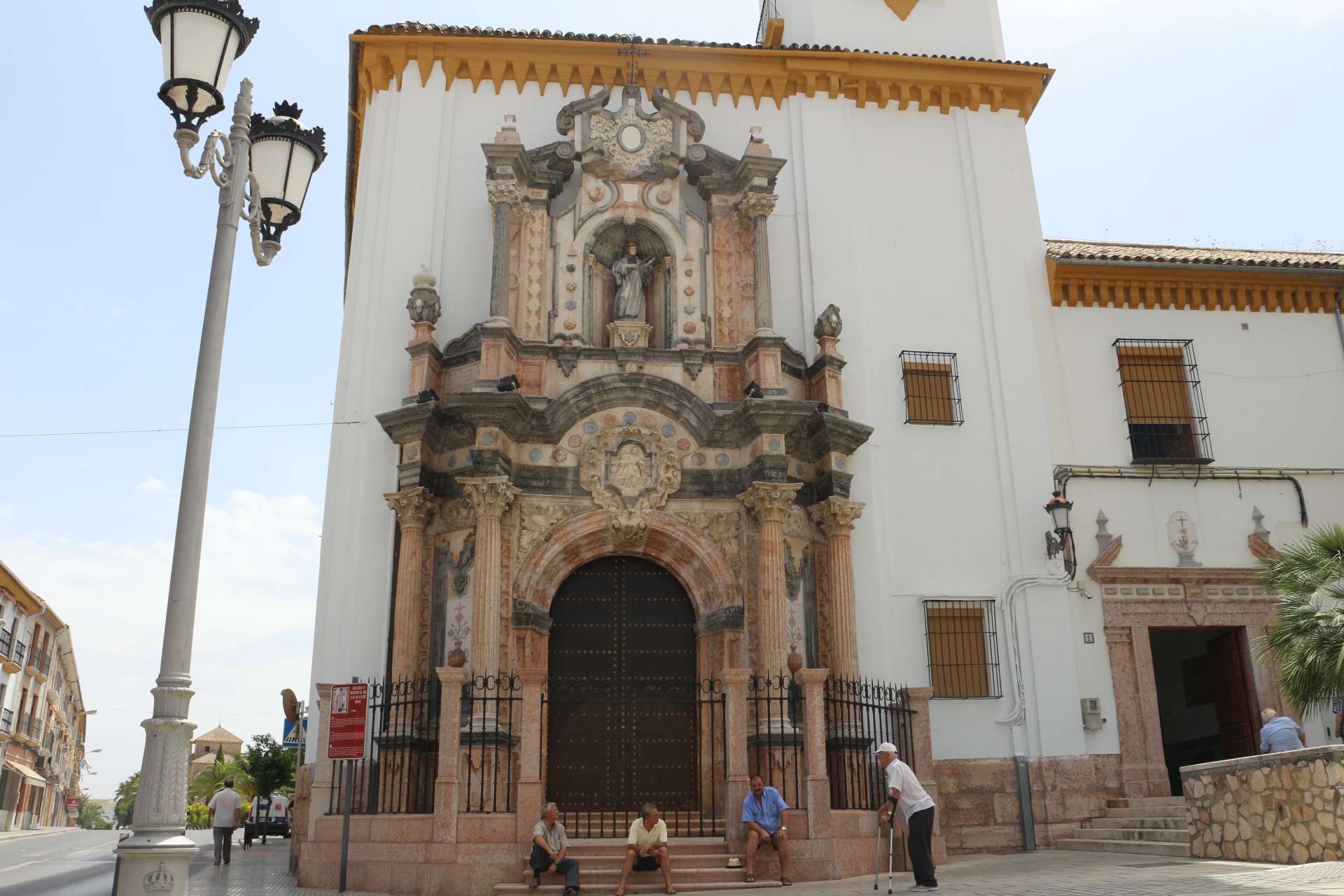 Iglesia de San Juan Bautista y antiguo hospital de San Juan de Dios