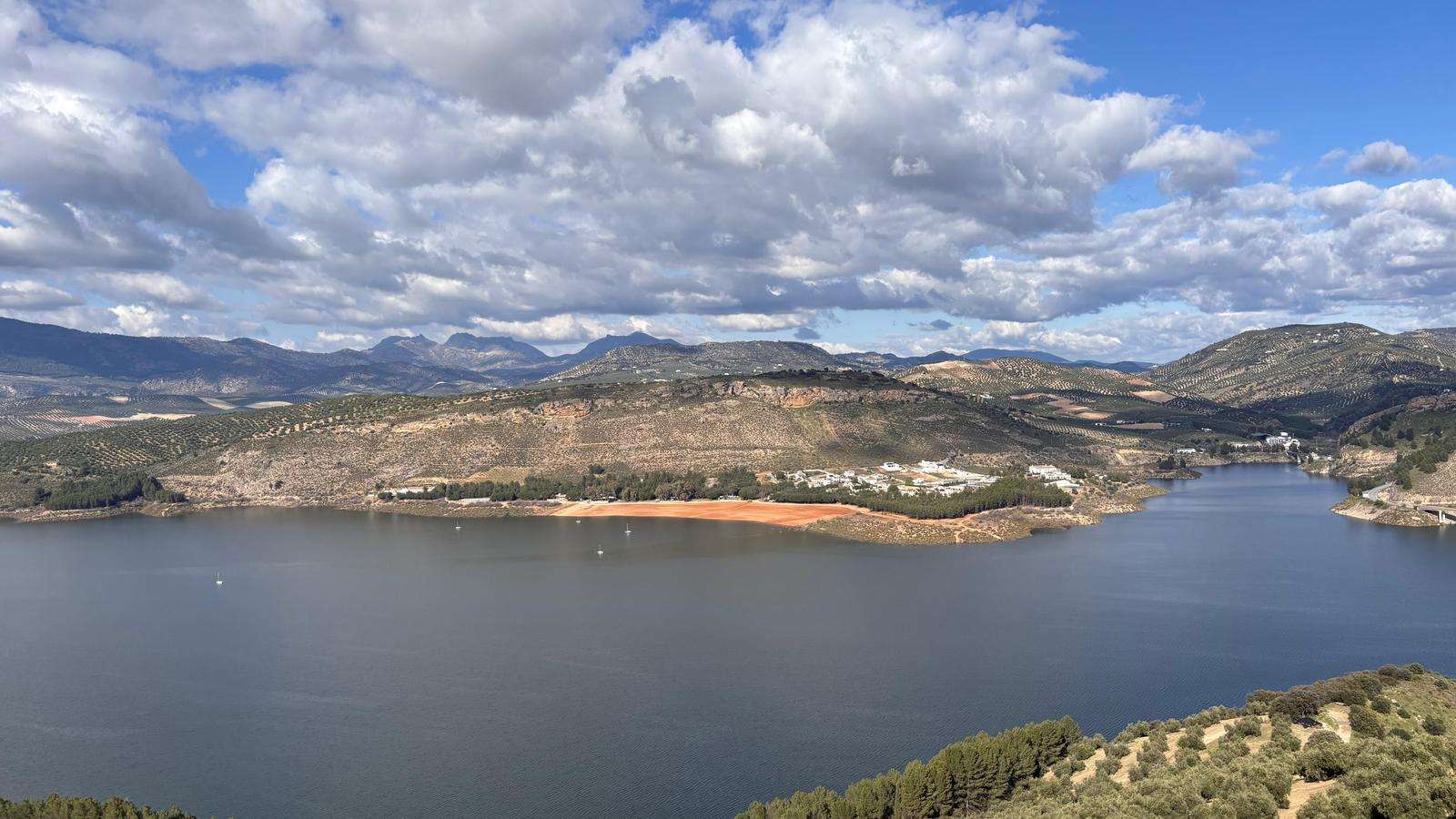 Sendero Margen Izquierdo del pantano de Iznájar - Iznájar