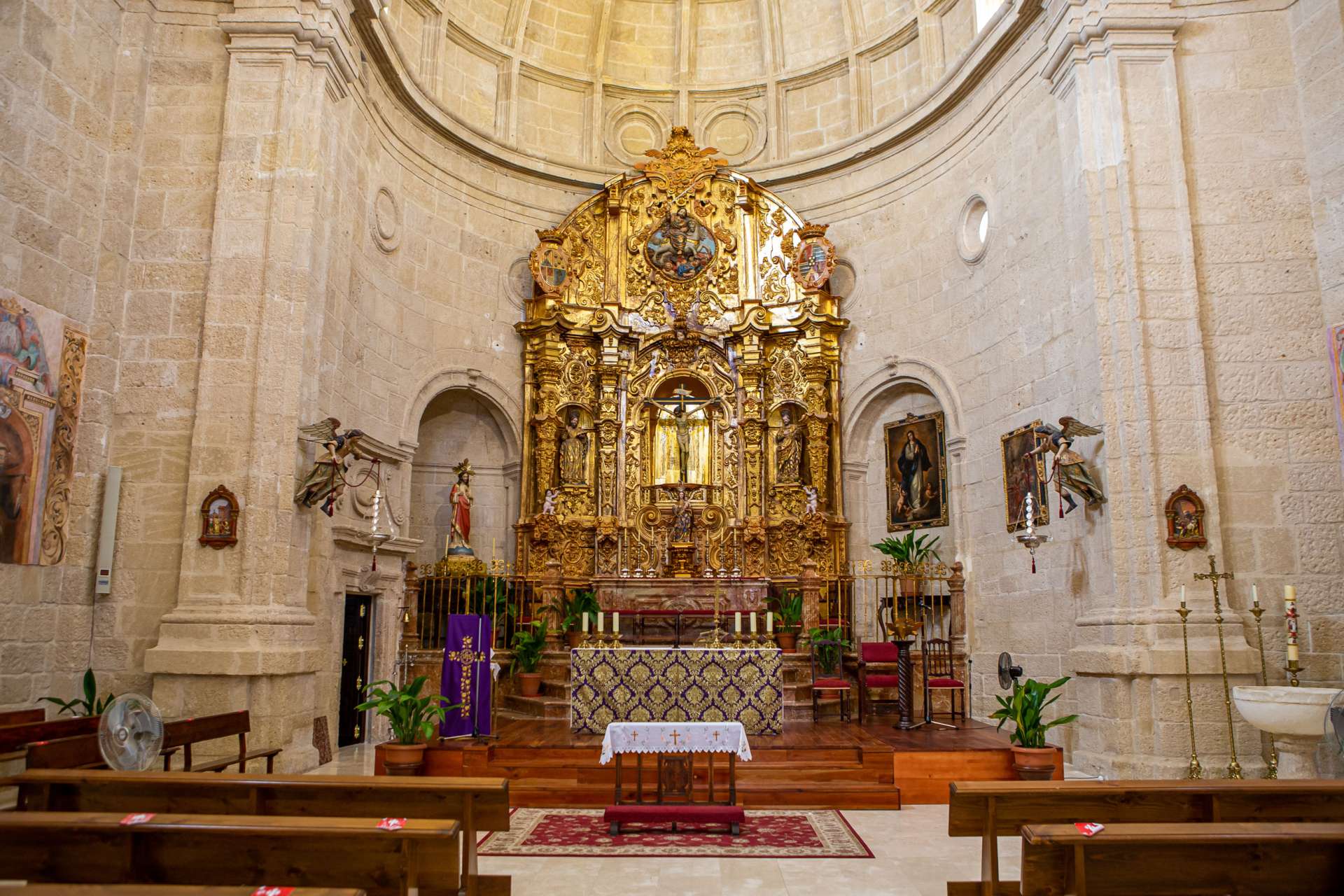 Église paroissiale de Santiago Apóstol.